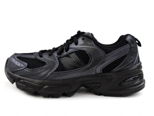 New Balance black 530 sneaker